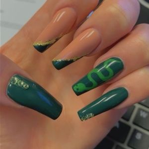 Meet your Posher, Stella